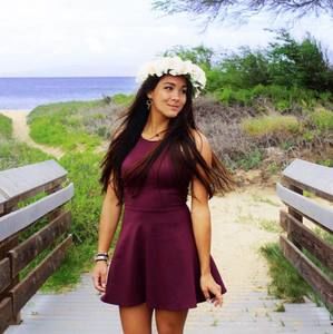 Meet your Posher, Jennea